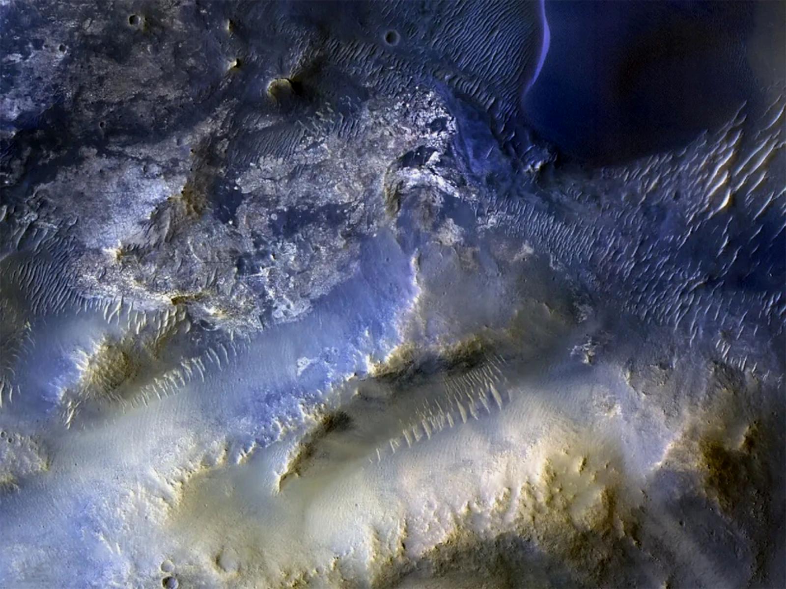 100,000th Photo of the Red Planet from NASA - RaillyNews