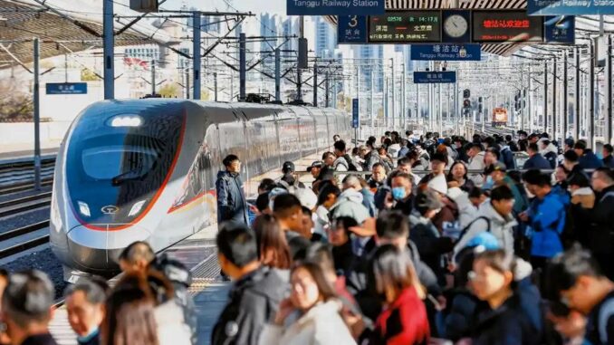 2025 Record in Chinese Railways: Number of Passengers and Investments Increase - RaillyNews