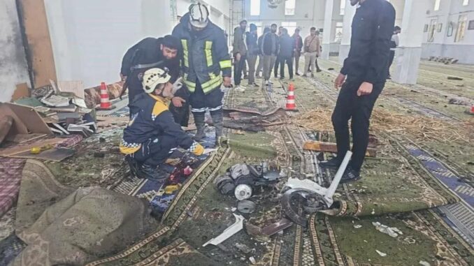 Explosion Panic During Worship in Syria - RaillyNews