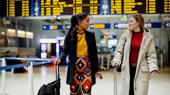 Record Number of Flights Expected on Christmas Eve in the U.K. - RaillyNews