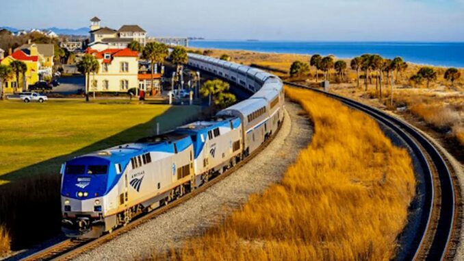 Amtrak Keystone Suspends Service Due to Bomb Threat - RaillyNews