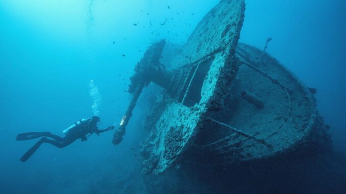 Ghost Ship Wreck in the Red Sea Still Contains Locomotives - RaillyNews