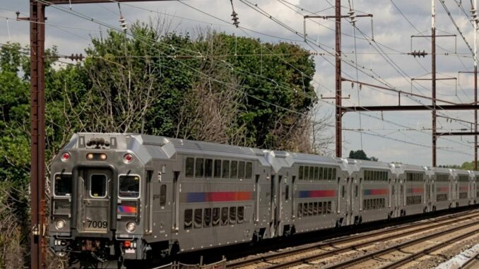 Metrolink LA-OC Evening Service Suspended Due to Equipment - RaillyNews
