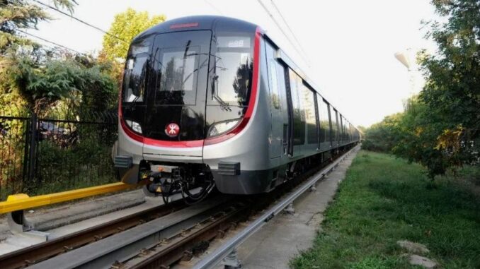 Q Trains Start Service on Tsuen Wan Line in Hong Kong - RaillyNews