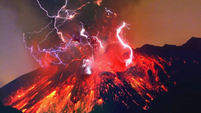 Revealing the Secret of Volcanic Lightning - RaillyNews