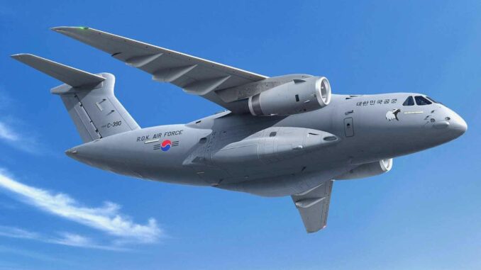 South Korea's Large Cargo Plane Flies First Time - RaillyNews