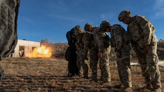 USA Establishes New Research Center to Increase Explosive Production - RaillyNews