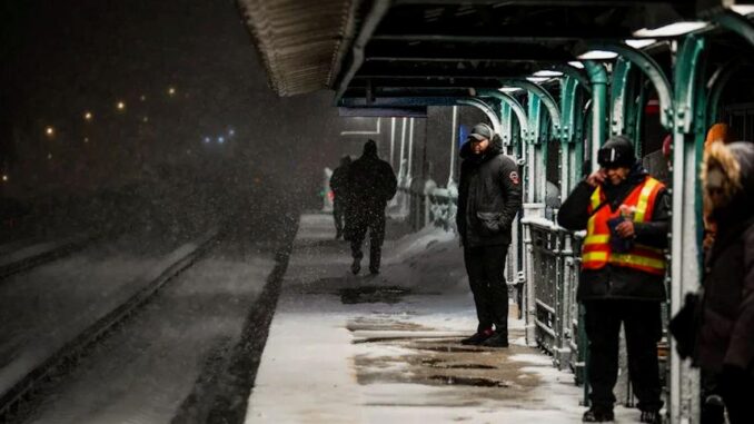 Winter Disaster in the US: 150 Dead in 32 Days - RaillyNews