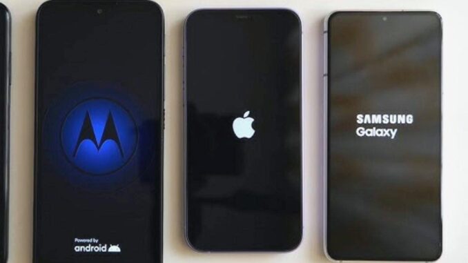 Apple and Samsung Repairability Rates - RaillyNews