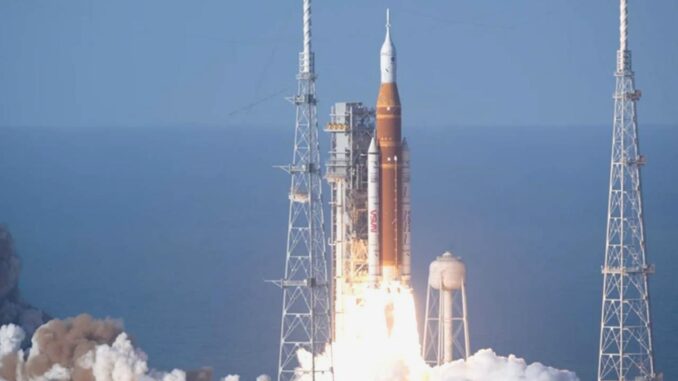 Artemis II: Re-Entry? - RaillyNews