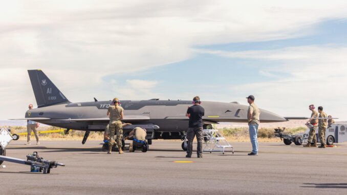 US Air Force Tests New Drone Warplane - RaillyNews