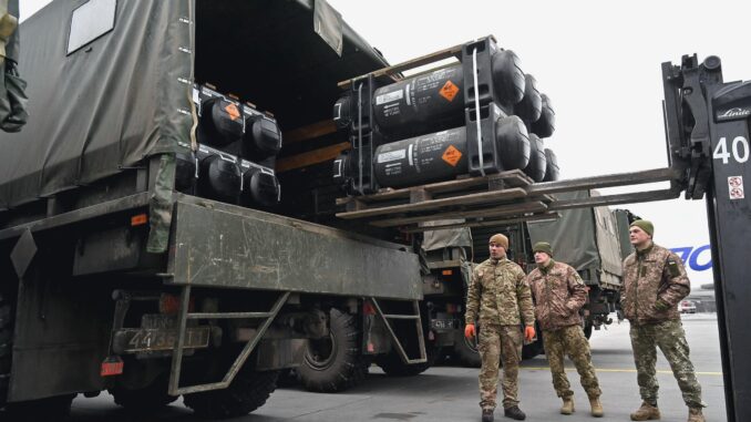 Washington Announces Delay in Arms Supplies to Europe - RaillyNews