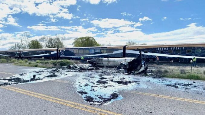 Canyon Spirit Train Crash Disrupts Rail Traffic - RaillyNews