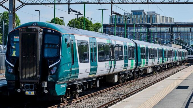 Alstom Aventra Trains Achieve Success in London - RaillyNews