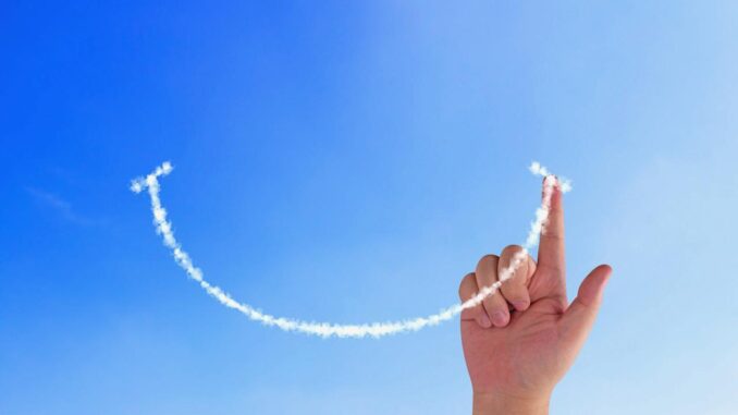 When Do Happiness and Satisfaction Peak? - RaillyNews