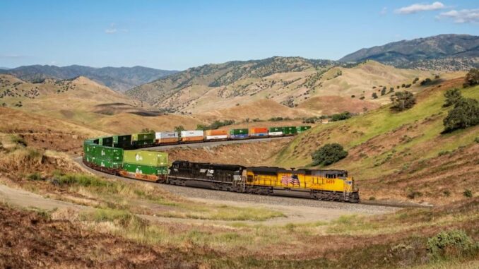 UP and NS Merger Moves Forward - RaillyNews